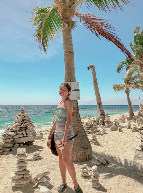 Leysisss ポルノスター アート 画像