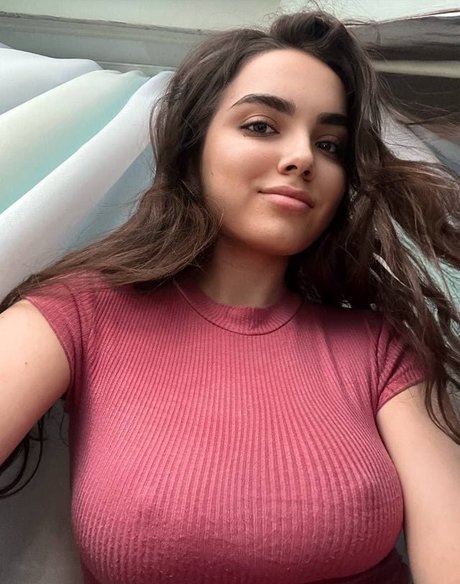 Katusha Kazeeva 女優 画像