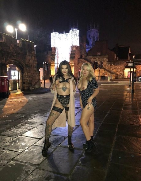 異人種間アナルOnlyFans セクシー 画像