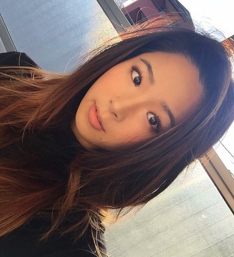 ドイツのアマチュアOnlyFans 無料 画像