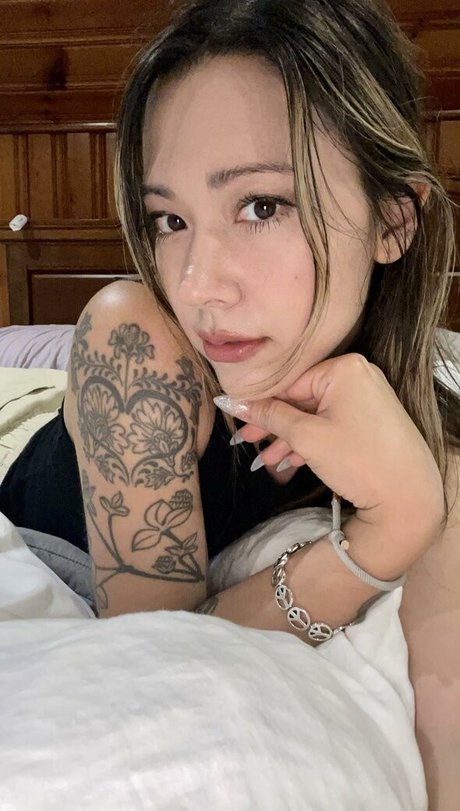 MoreLaceyisanerd トップスター 写真