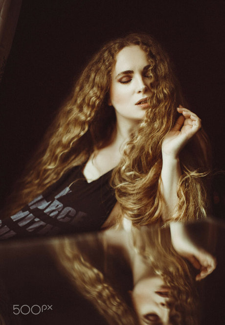 Emily Hamilton アートスター 写真