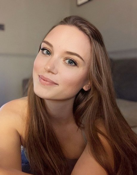 LillyPie エロティックなスター 写真