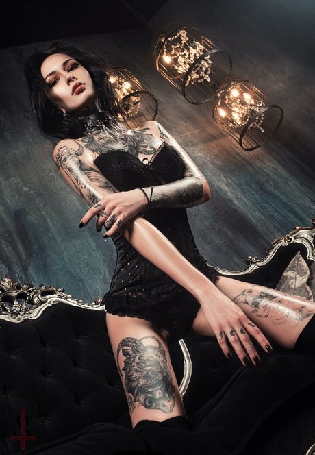 Aleksandra Petrova セクシーなポルノスター 写真