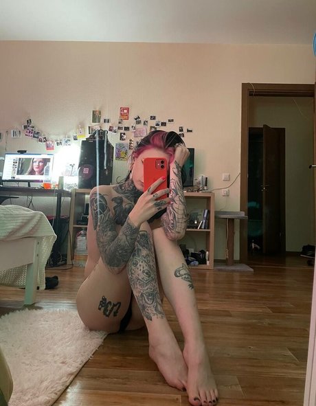 Aleksandra Petrova ポルノモデル 写真