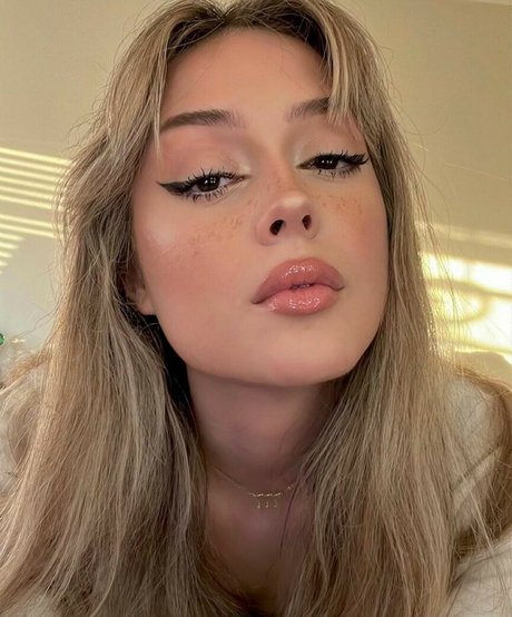 Hanhuts ポルノモデル 写真