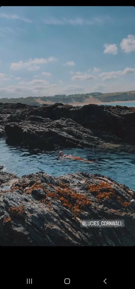 Lucie Donlan HDモデル 写真