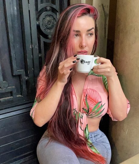 Faby Mendes ホット女優 写真