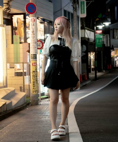 Yvonneflinetv 女優 ギャラリー