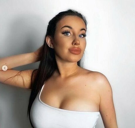 Kate Patterson ポルノスター エロティック 画像