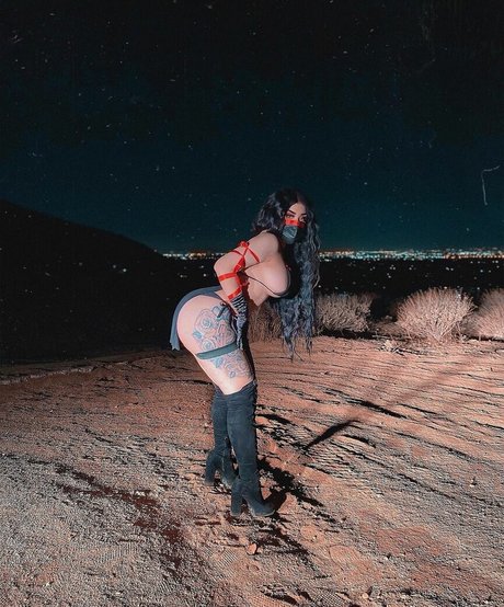 A jellyy アダルトスター 写真