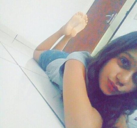 Solinhas Da Jennifer スター ヌード 画像