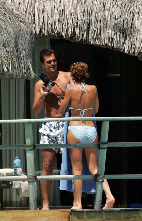 Natasha Kaplinsky HDモデル 写真