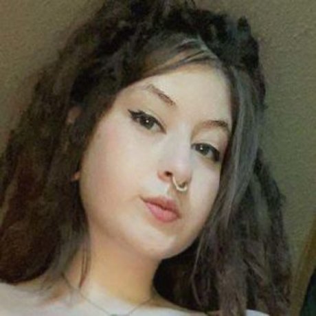 Lunalovely top profile image