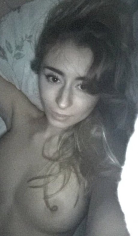 Natasha Goulden 素敵なモデル 画像