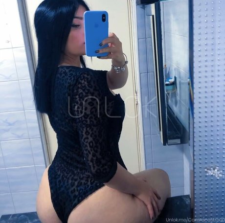 Camila Castro ポルノスター エロティック 画像