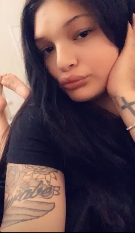 Mimi Latina Amateur ポルノスター 写真