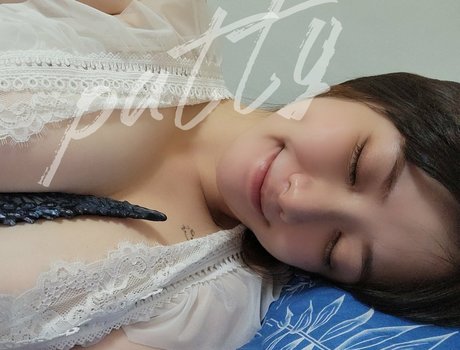 hipatty eatfood 最高のモデル 画像