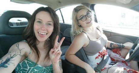 リップスオンリーファンズ 無料セックス ギャラリー