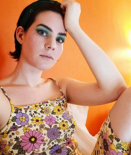 Maggie Mae Fish ホットなポルノスター 画像