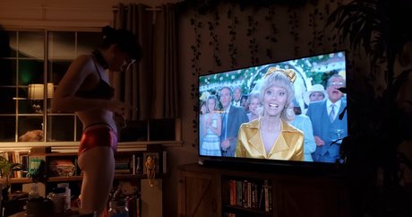 Maggie Mae Fish アートモデル 画像