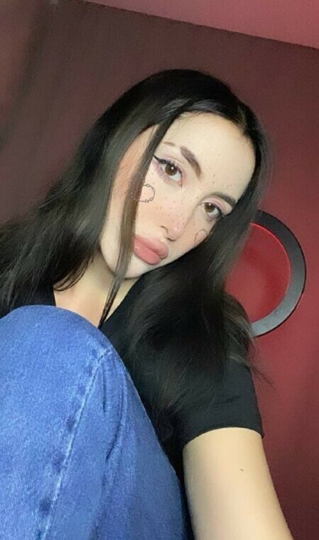 palmoliff ヌード女優 画像