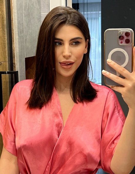 AnyAwareness5279 美しいモデル アーカイブ