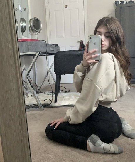 Katie Isnor ホットなポルノスター 写真