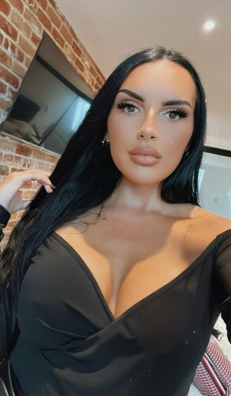 Elladxs 無料女優 写真