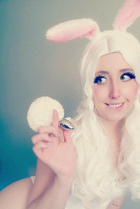 水中オンリーファン セクシーヌード 写真