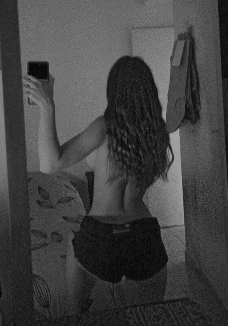 張りのあるおっぱいOnlyFans 無料xxx 画像