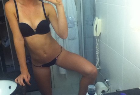 Olivia Rogowska ヌード女優 写真