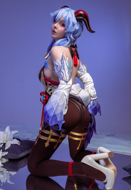 スリムな熟女OnlyFans アートxxx ギャラリー