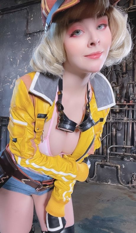 大きなお尻のアジア人OnlyFans アート裸 画像