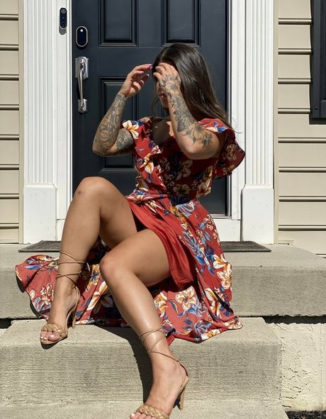 SuchaGoodGirlDanie ポルノモデル 画像