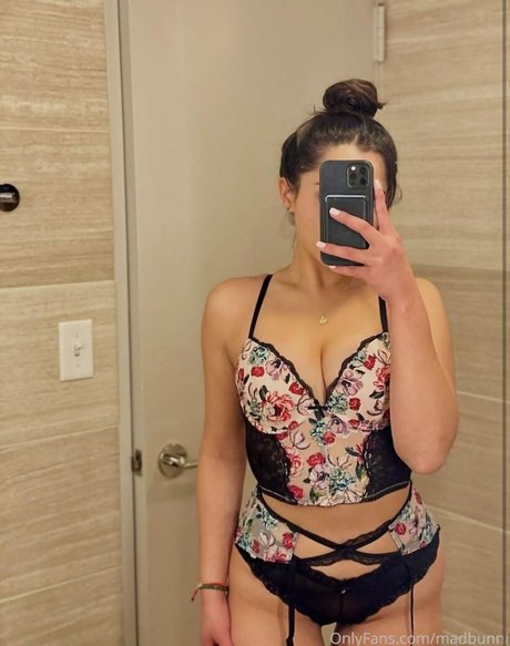 Marilyn Doug ポルノスター アダルト 写真