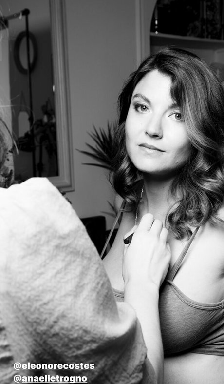 熟女ティーンOnlyFans HD 画像