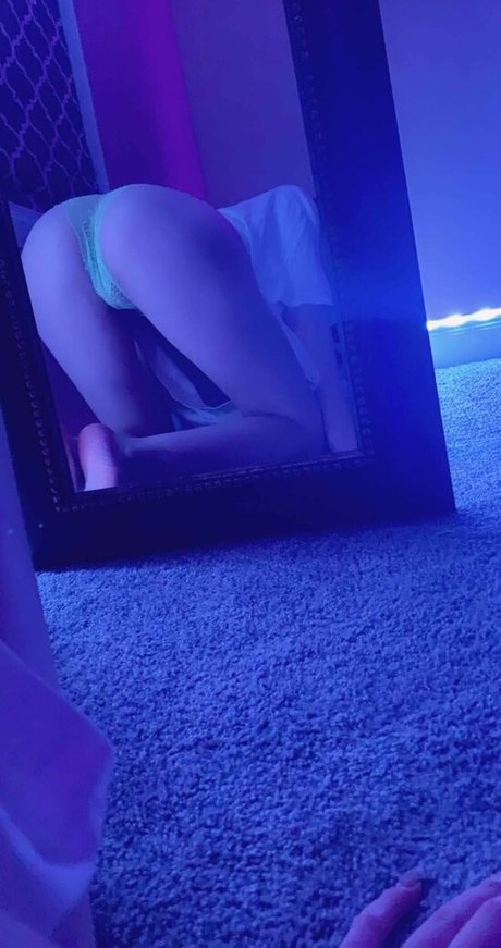 pixzn スター 裸 画像