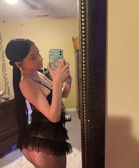 pixzn ポルノスター ヌード 画像