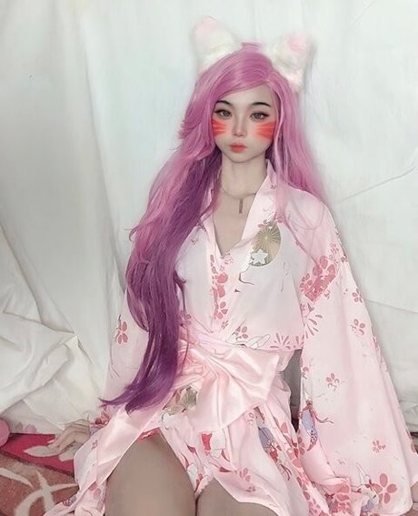 Akari 美しいモデル 写真