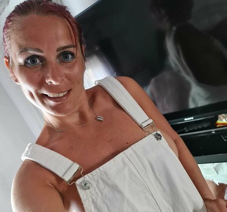 ukhotwife 完璧なモデル アーカイブ