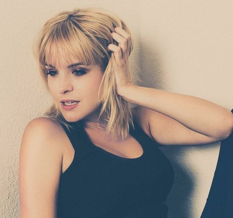 Brea Grant セックスモデル 画像