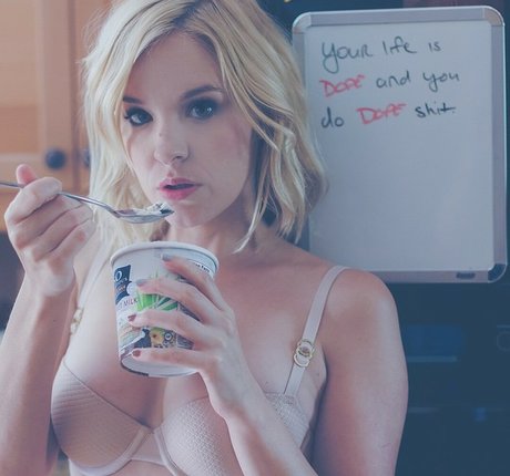 アジアンベイビーOnlyFans ホットポルノ 画像