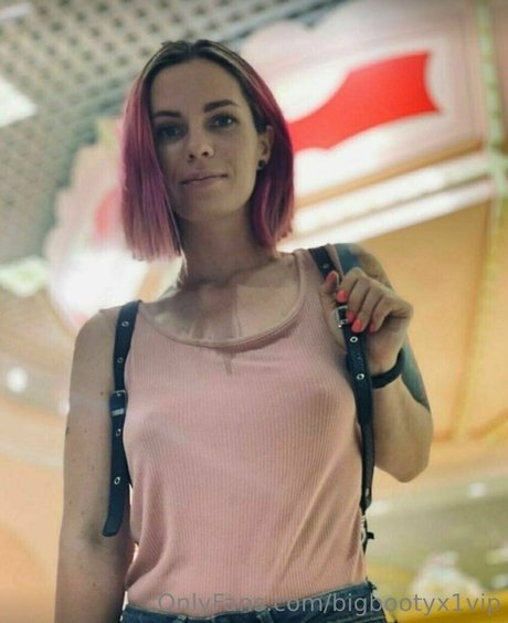 姉妹OnlyFans ポルノグラフィック 画像