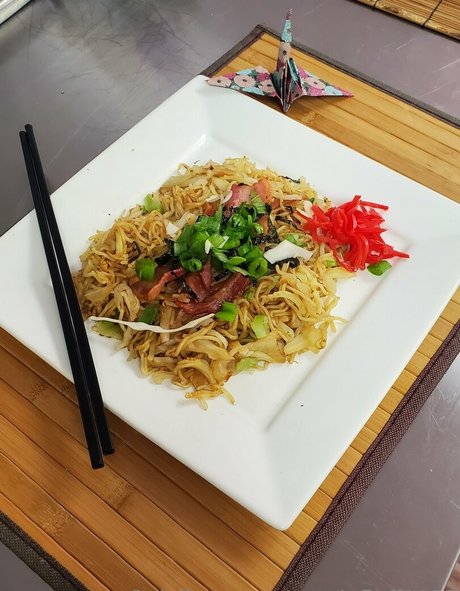 アジア人のタトゥー OnlyFans セクシー 写真