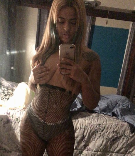 ランジェリーベイビーOnlyFans パーフェクト ギャラリー