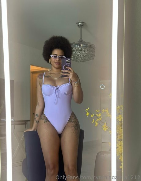 完璧なボディ OnlyFans セクシーxxx 写真