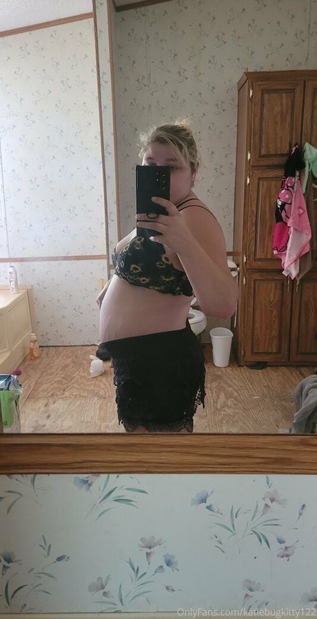 katiebugkitty122 ポルノ女優 画像