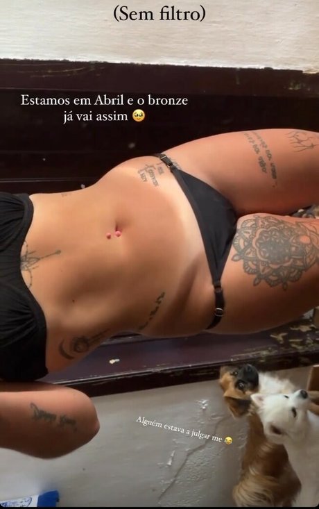 そばかすOnlyFans アート裸 写真