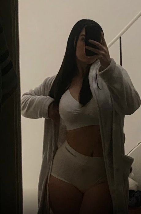 ガレガオンリーファンズ セクシーヌード 画像